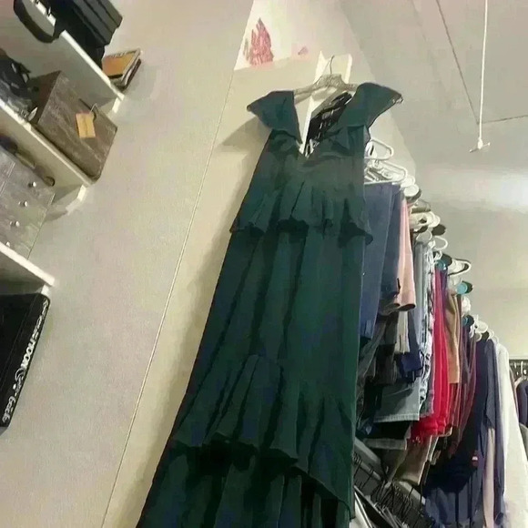 Show me your mumu- NWT Reese Ruffle Midi Dress Sz XS - Picture 6 of 12